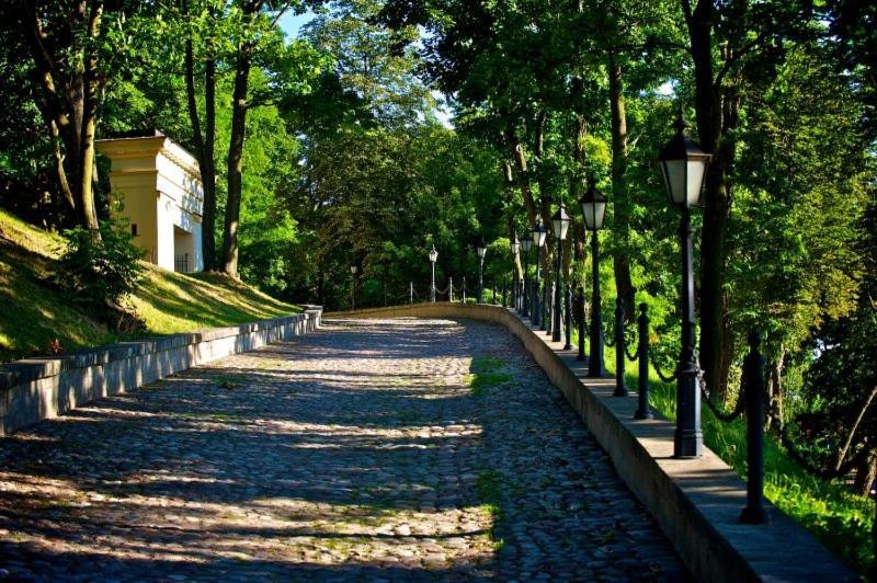 Palac W Malkowie Warta Экстерьер фото